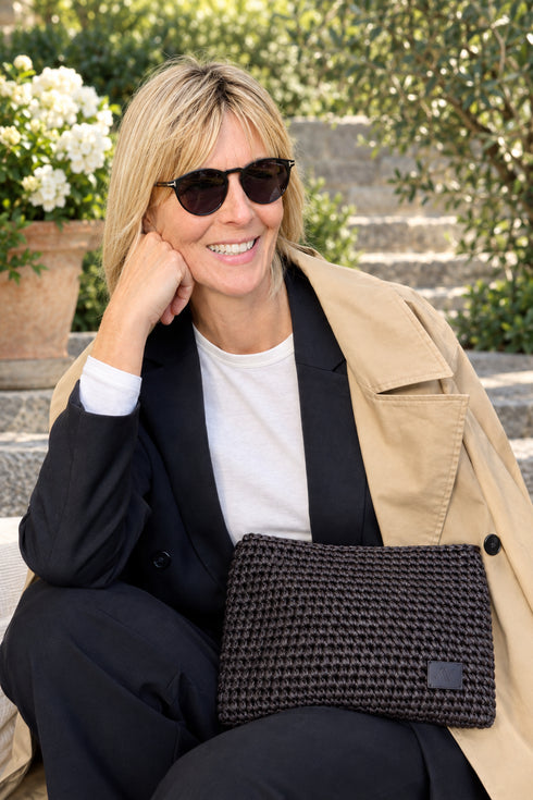 Clutch - NALA Autumn Edition <br> schwarz