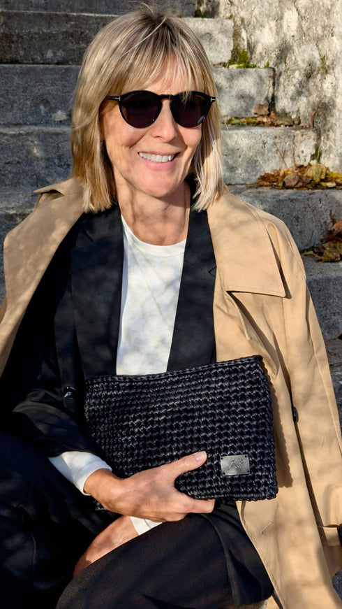 Clutch - NALA Autumn Edition <br> schwarz